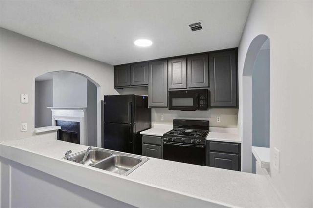 6758 Biscayne Boulevard, Rex, GA 30273