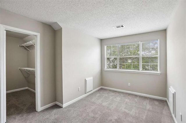 6758 Biscayne Boulevard, Rex, GA 30273