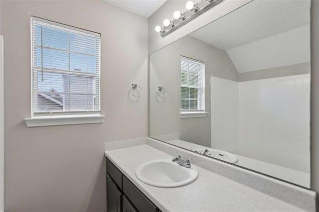 6758 Biscayne Boulevard, Rex, GA 30273