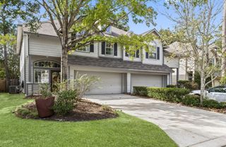 122 W Burberry Circle, The Woodlands, TX 77384