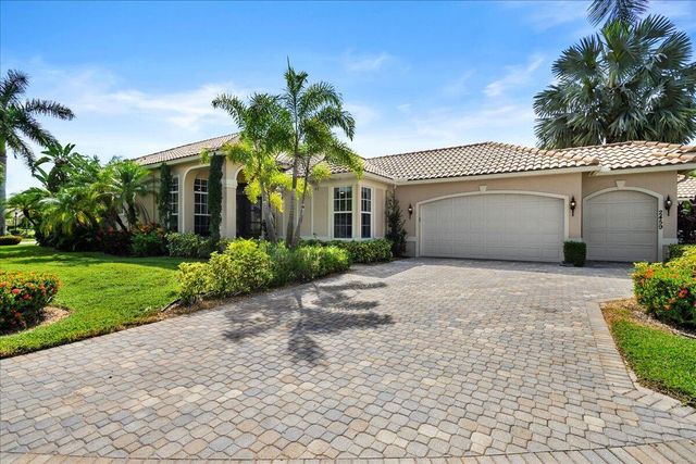 2459 Players Court, Wellington, FL 33414