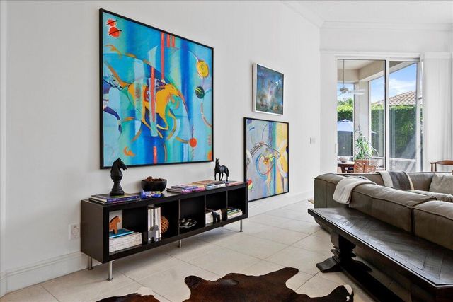 2459 Players Court, Wellington, FL 33414