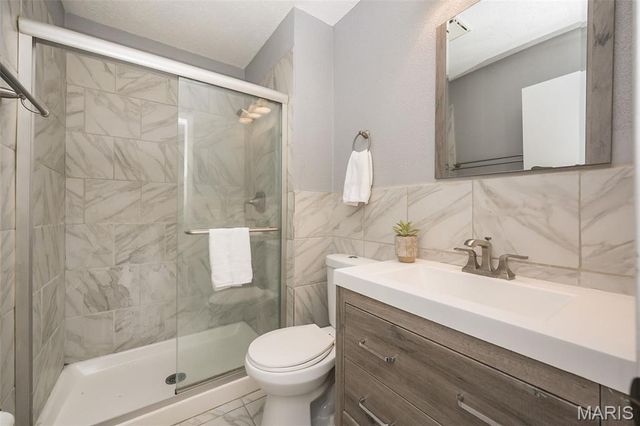 3833 Hope Haven Drive, Florissant, MO 63034