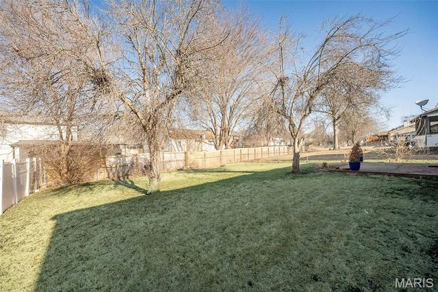 3833 Hope Haven Drive, Florissant, MO 63034