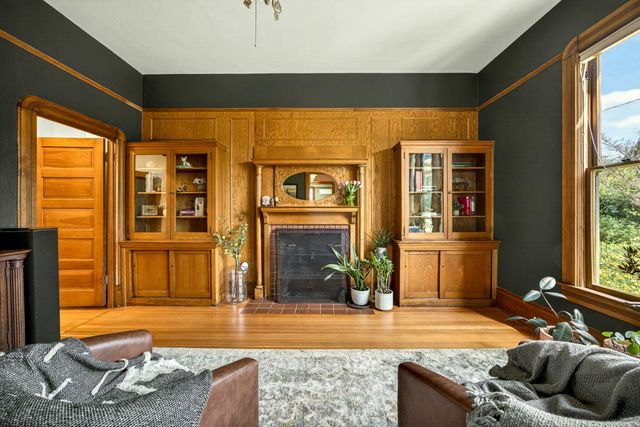 1002 NW Washington Boulevard, Grants Pass, OR 97526