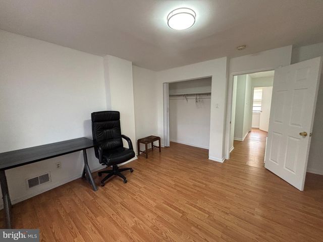 524 N NATRONA ST, Philadelphia, PA 19104
