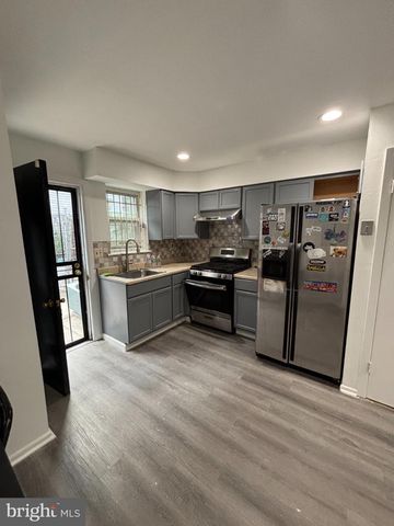 524 N NATRONA ST, Philadelphia, PA 19104