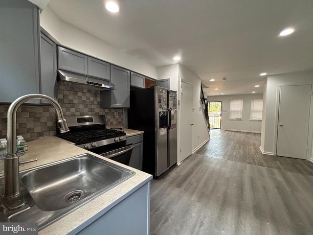 524 N NATRONA ST, Philadelphia, PA 19104