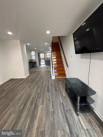 524 N NATRONA ST, Philadelphia, PA 19104