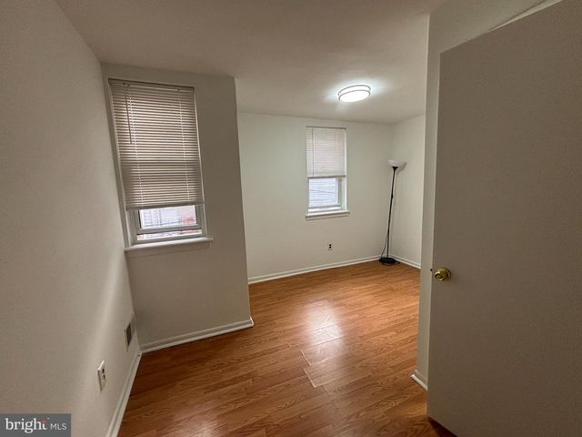 524 N NATRONA ST, Philadelphia, PA 19104
