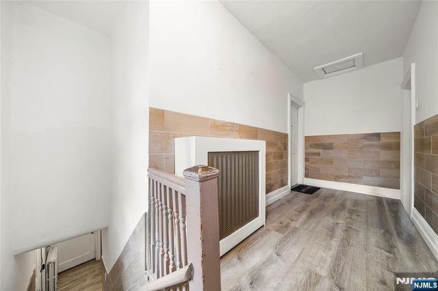 678 Anderson Avenue, Cliffside Park, NJ 07010