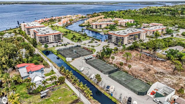 25188 MARION AVENUE E212, Punta Gorda, FL 33950