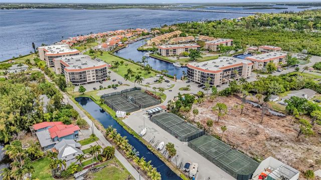 25188 MARION AVENUE E212, Punta Gorda, FL 33950