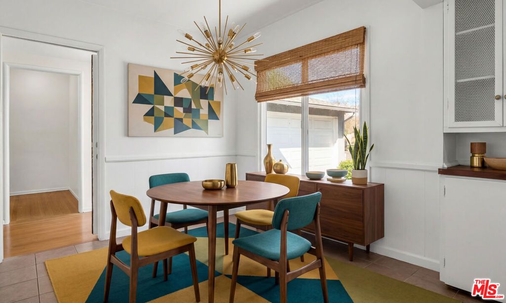 Image 16 of property listing at 13452 Delano Street, Van Nuys, CA 91401