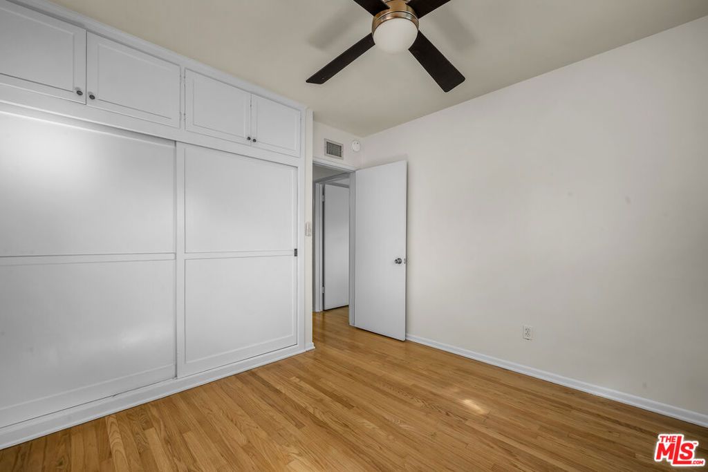 Image 22 of property listing at 13452 Delano Street, Van Nuys, CA 91401