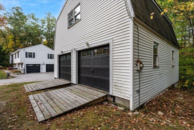 72 Old Derry Road, Londonderry, NH 03053