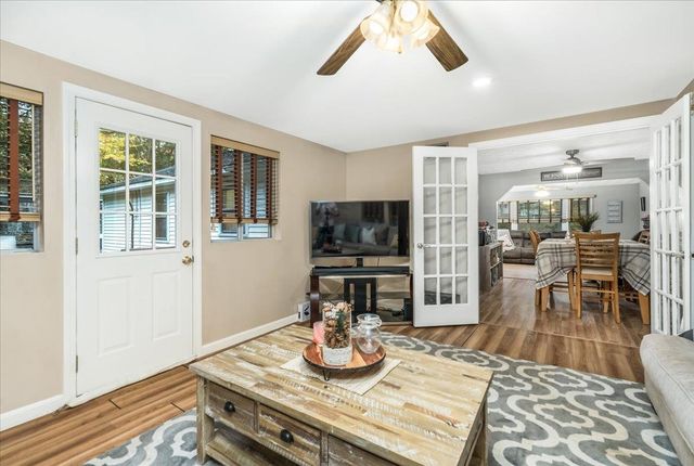 72 Old Derry Road, Londonderry, NH 03053