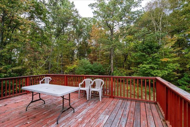 72 Old Derry Road, Londonderry, NH 03053