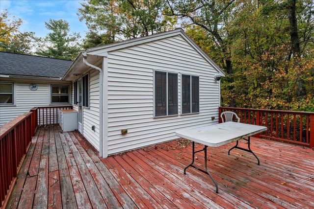 72 Old Derry Road, Londonderry, NH 03053