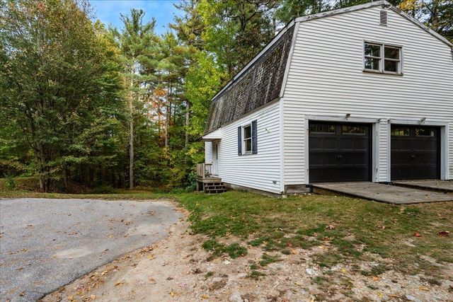 72 Old Derry Road, Londonderry, NH 03053