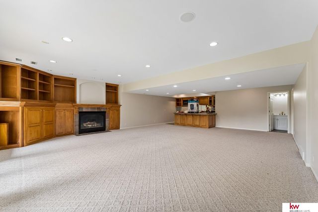 3855 S 179th Terrace, Omaha, NE 68130