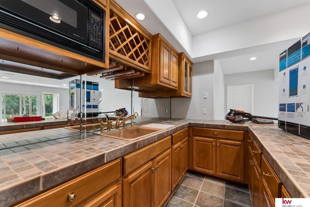 3855 S 179th Terrace, Omaha, NE 68130