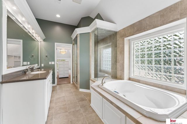 3855 S 179th Terrace, Omaha, NE 68130