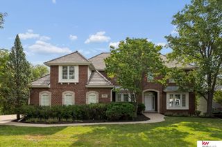 3855 S 179th Terrace, Omaha, NE 68130