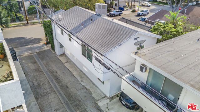 11565 Iowa Avenue, Los Angeles, CA 90025
