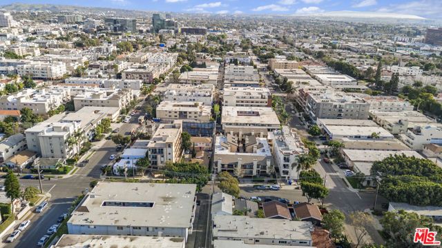11565 Iowa Avenue, Los Angeles, CA 90025