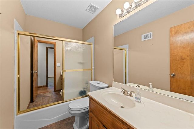 5313 Mccoy Street, Kansas City, MO 64133