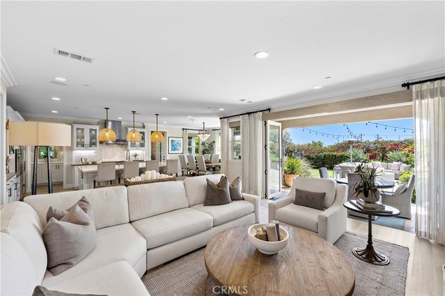 5 Baliza Road, Rancho Mission Viejo, CA 92694