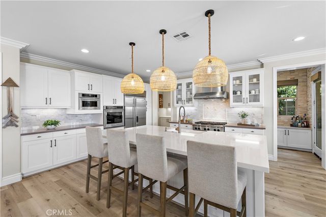5 Baliza Road, Rancho Mission Viejo, CA 92694