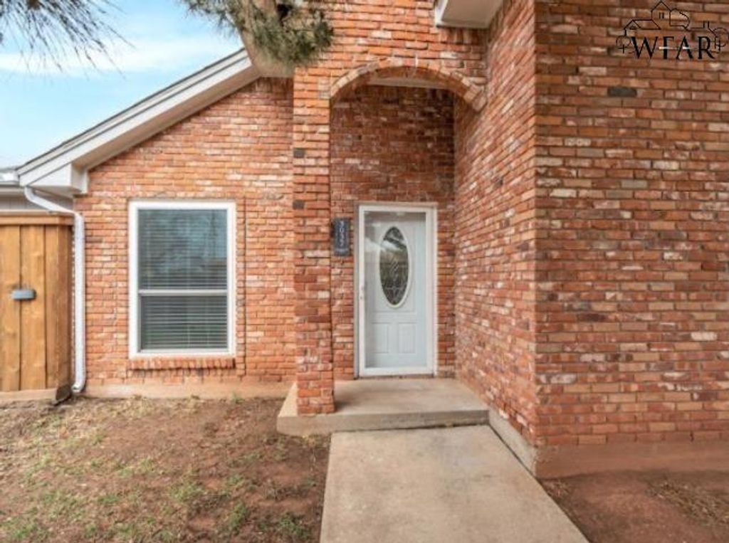 3037 CUNNINGHAM DRIVE, Wichita Falls, TX 76308