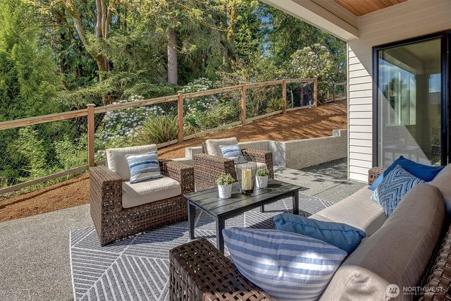 13115 NE 151st Ct, Woodinville, WA 98072