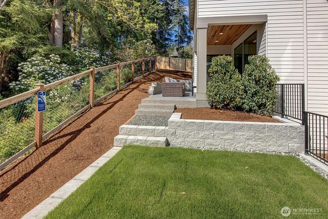 13115 NE 151st Ct, Woodinville, WA 98072