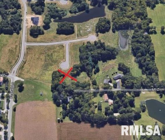 5000 BENTON Point, Springfield, IL 62711