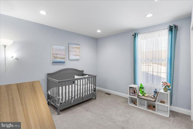 7 MAGPIE LN, Princeton, NJ 08540