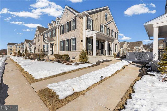 7 MAGPIE LN, Princeton, NJ 08540