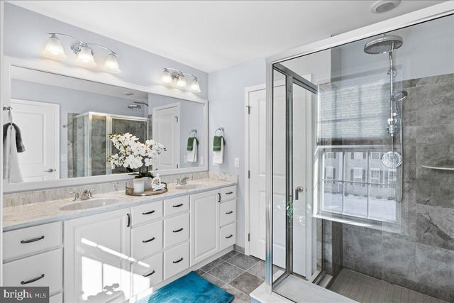 7 MAGPIE LN, Princeton, NJ 08540