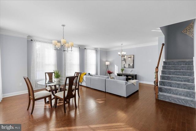 7 MAGPIE LN, Princeton, NJ 08540