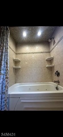 10 Balchen Way, Rockaway Twp., NJ 07866