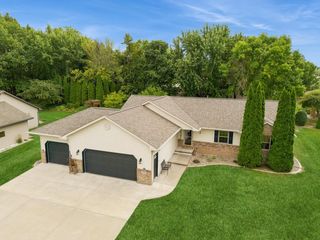 W189 ALLEN DALE LANE, Sherwood, WI 54169