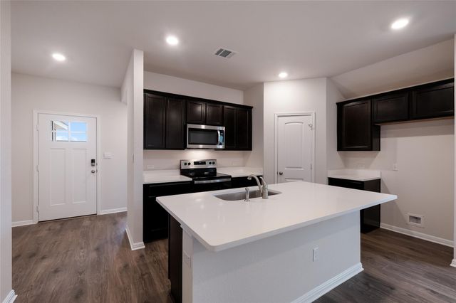 257 Rock Springs DR, Marble Falls, TX 78654