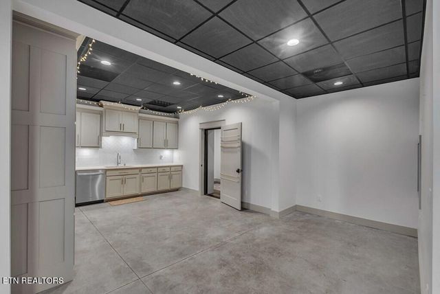 1671 Golf Lane, Livingston, TN 38570