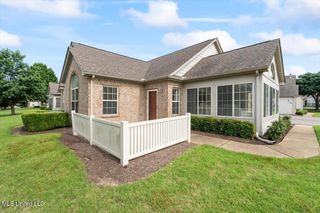 8897 Parkview Oaks Circle, Olive Branch, MS 38654
