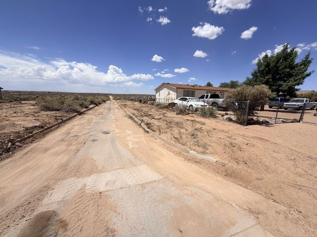 425 Hondo Road SW, Rio Rancho, NM 87124