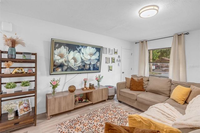 425 S CANDLER AVENUE, Orlando, FL 32835