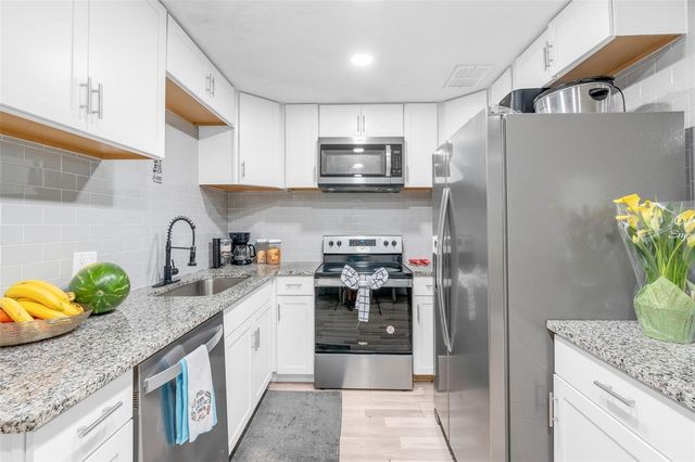425 S CANDLER AVENUE, Orlando, FL 32835