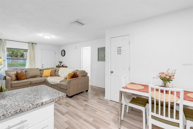 425 S CANDLER AVENUE, Orlando, FL 32835